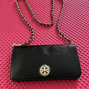 NWT Tory Burch Adalyn Clutch Crossbody Caviar Leather Handbag in Black Gold